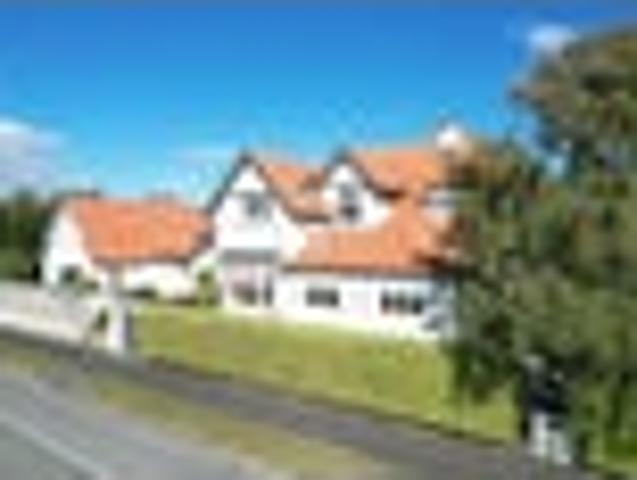 House for sale in Otakou