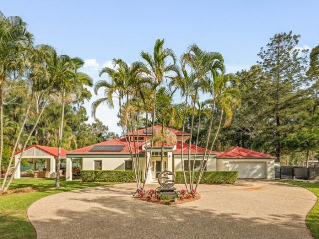 Cottage for sale in Toombul, Queensland