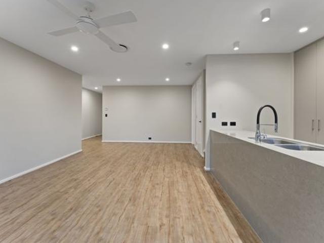 Townhouse for sale in Toombul, Queensland