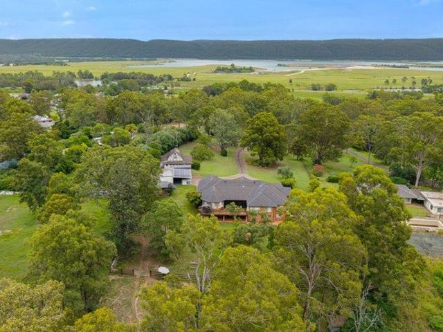 Cottage for sale in Cranebrook, Sydney