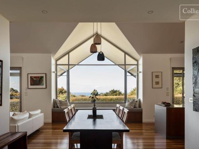 Cottage for sale in Jamberoo, New South Wales