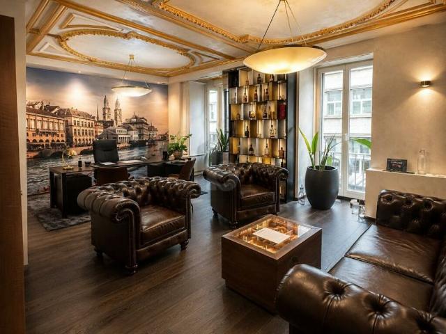 Büro mieten in Einigen, Zürich