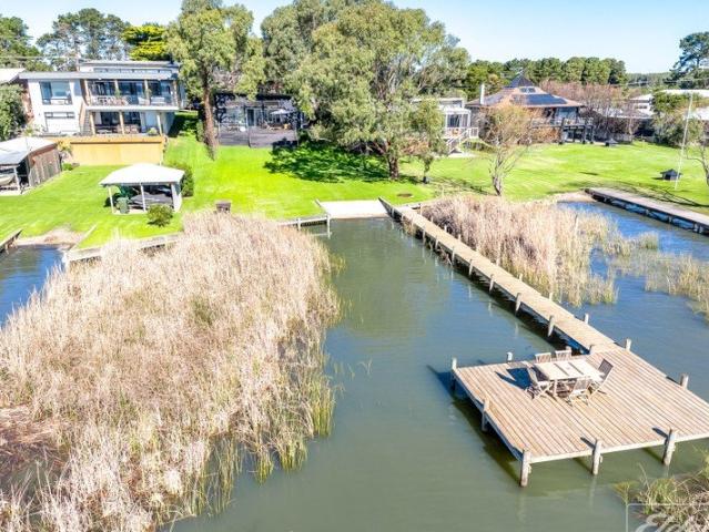 House for sale in Hindmarsh Island, South Australia