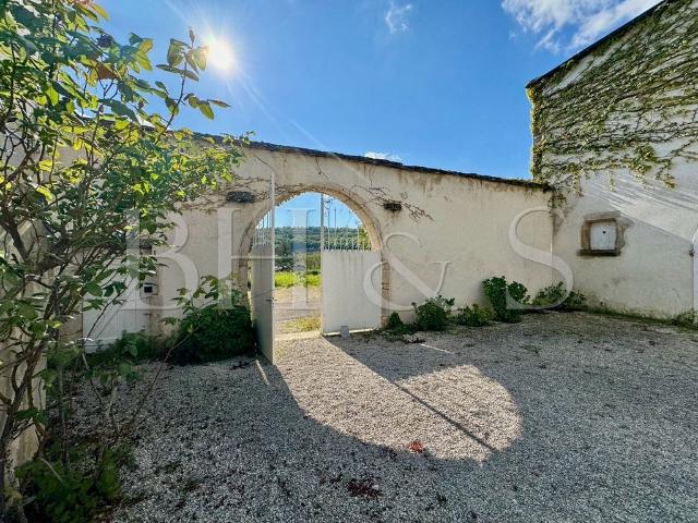 Maison vente à Chalon-sur-Saône, Chassey-le-camp