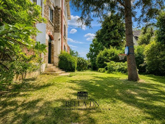Maison location à Nanterre, Saint-cloud