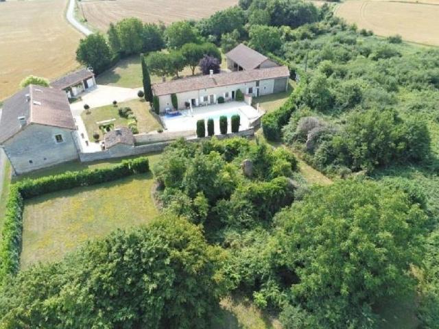 Maison vente à Montmorillon, Blanzay