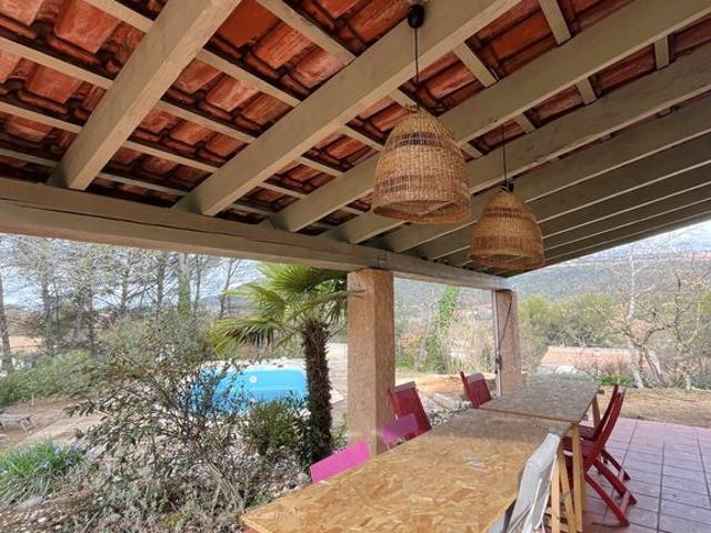 Maison vente à Châteauneuf-le-rouge