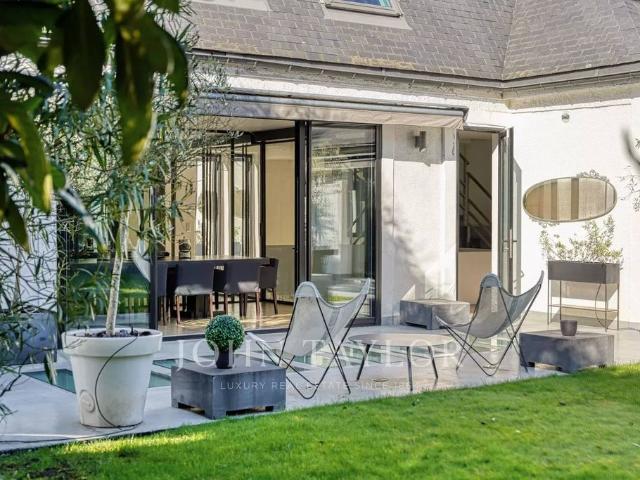 Maison vente à Nanterre, Garches