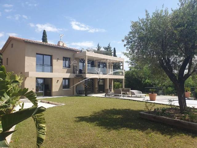 Villa vente à Arrondissement de Toulon, Le Lavandou