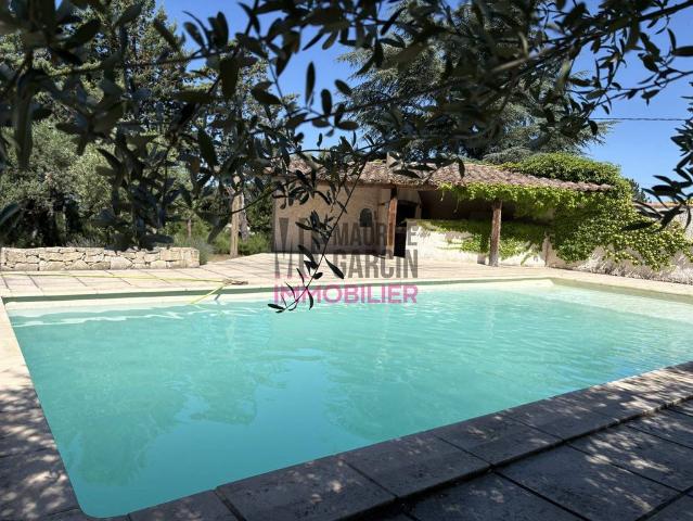 Maison vente à Carpentras, Pernes-les-fontaines