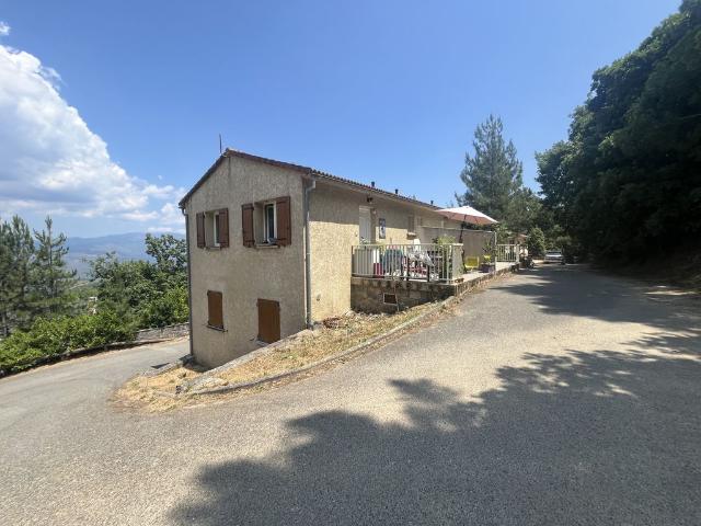 Maison vente à Corte