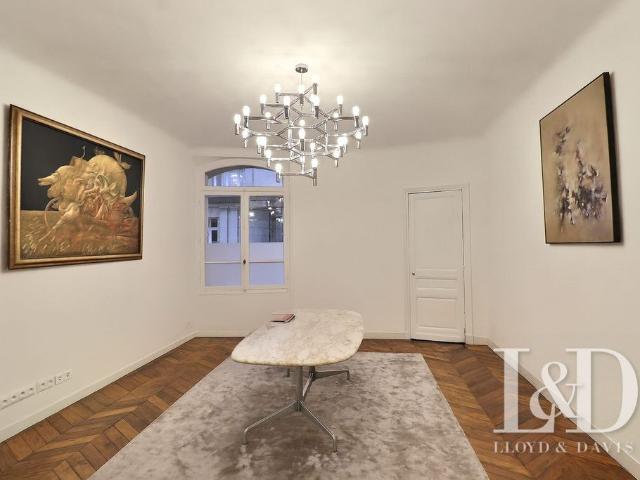 Bureau location à Paris 17e Arrondissement, Paris