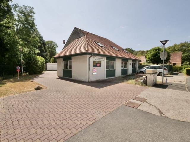 Bureau vente à Le Châtelet-en-Brie, Seine-et-Marne