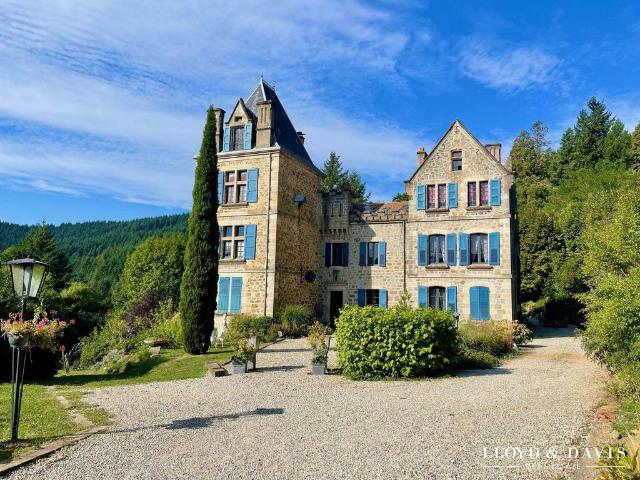 Château vente à Tournon-sur-Rhône, Lamastre