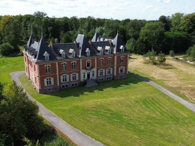 Château vente à Saint-quentin