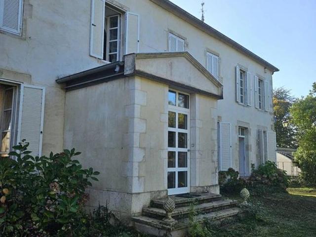 Château vente à Château-Chinon (Ville), Moulins-engilbert