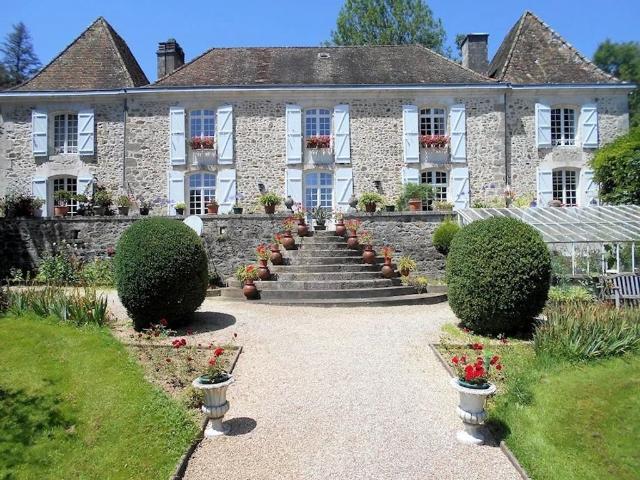 Château vente à Nontron