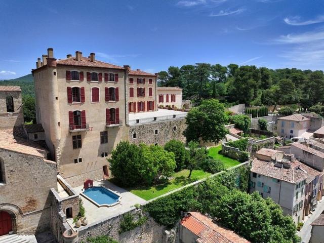 Château vente à Brignoles, Provence-Alpes-Côte d'Azur