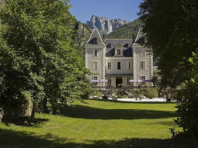 Château vente à Saint-Gaudens, Saint-béat
