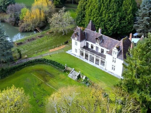 Château vente à Mortagne-au-Perche, La Madeleine-bouvet