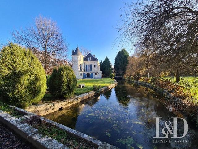 Château vente à Évry, Gironville-sur-essonne