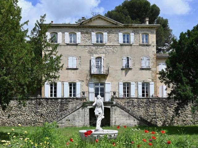 Château vente à Nyons, Suze-la-rousse