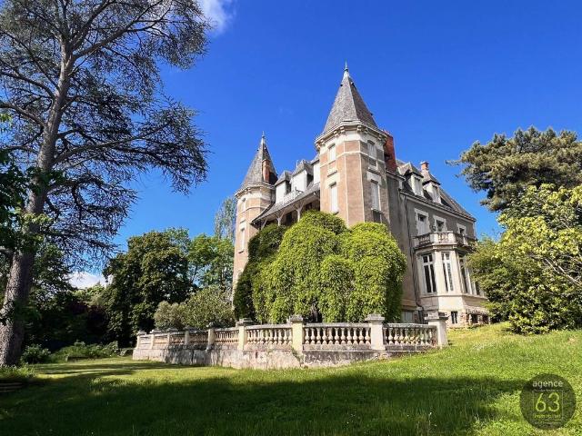 Château vente à Clermont-Ferrand, Clermont-ferrand