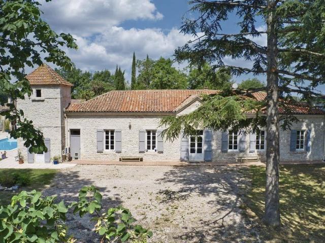 Château vente à Agen