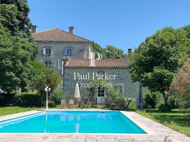 Château vente à Agen