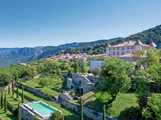 Château vente à Brignoles, Aiguines