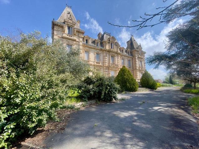 Château vente à Béziers