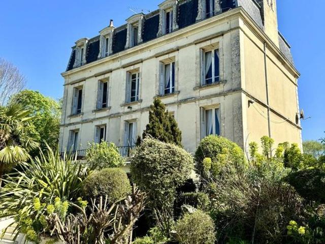 Château vente à Lisieux, Hiéville