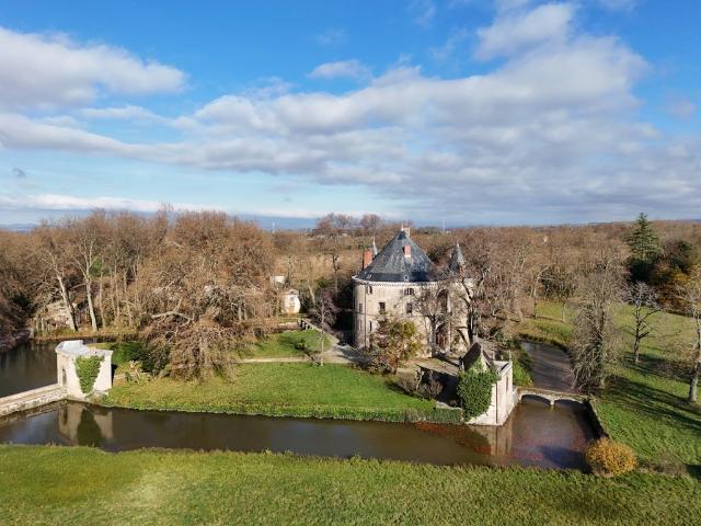 Château vente à Aubusson, Saint-sulpice-les-champs