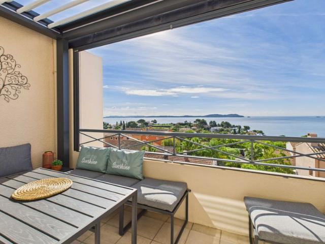 Duplex vente à Arrondissement de Toulon, Carqueiranne
