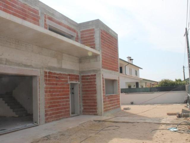Casa venda em Parceiros e Azoia, Leiria