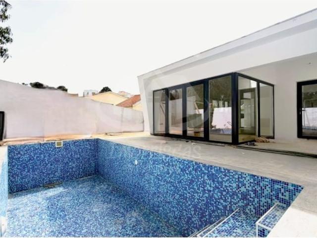 Casa venda em Cova da Piedade, Almada