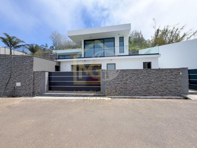 Casa venda em Ladeira e Lamaceiros, Arco Da Calheta
