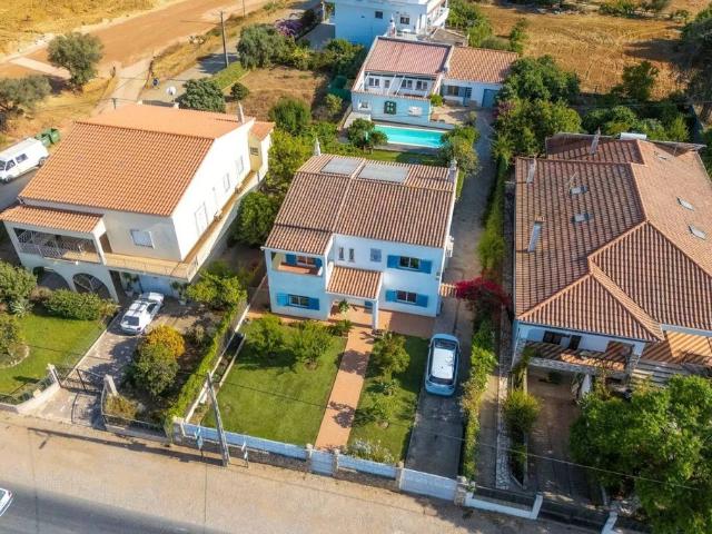 Casa venda em Pechão, Montarroio