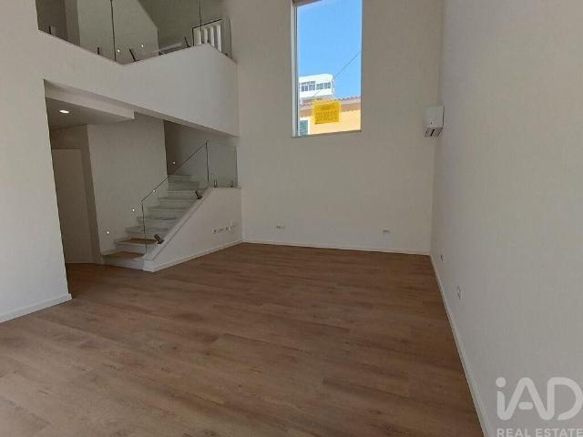 Casa venda em Almada, Setúbal