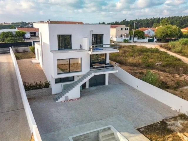 Casa venda em Nossa Senhora do Pópulo, Coto e São Gregório, Caldas da Rainha