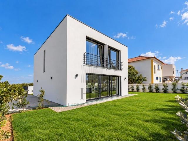 Casa venda em Lugar de Baixo, São João das Lampas