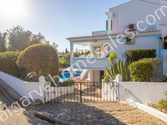 Casa venda em Estômbar, Faro