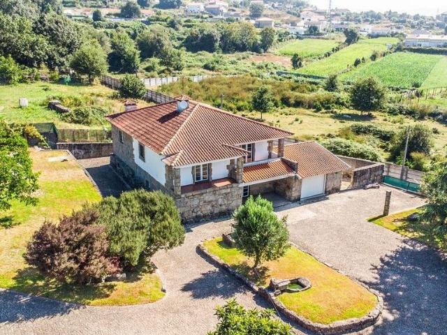 Casa venda em Oliveira