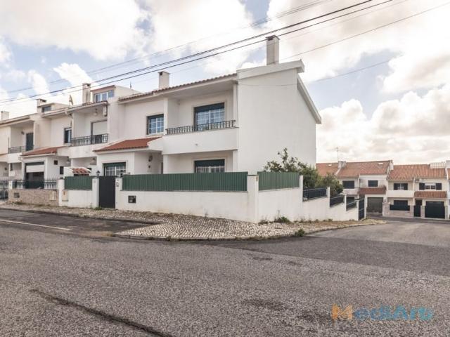Casa venda em Rio de Mouro Velho, Sintra