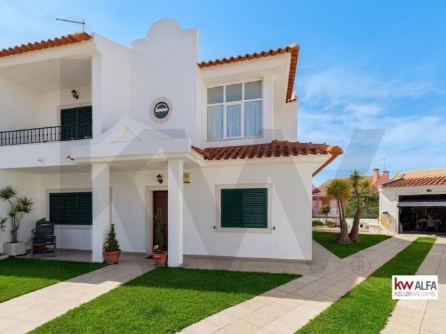 Casa venda em Quinta das Amoreiras, Almada