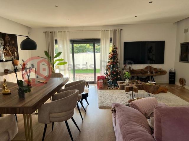 Casa venda em Santo António Da Charneca, Setúbal
