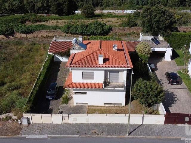 Casa venda em Arcozelo, Vila Nova de Gaia