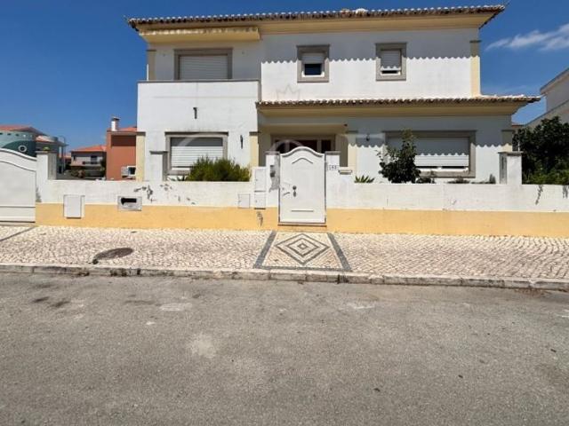 Casa venda em Azeitão (São Lourenço e São Simão), Setúbal