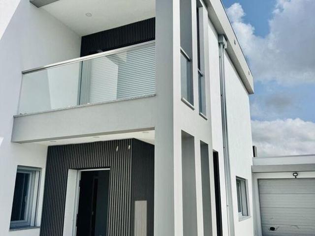 Casa venda em Azeitão (São Lourenço e São Simão), Setúbal