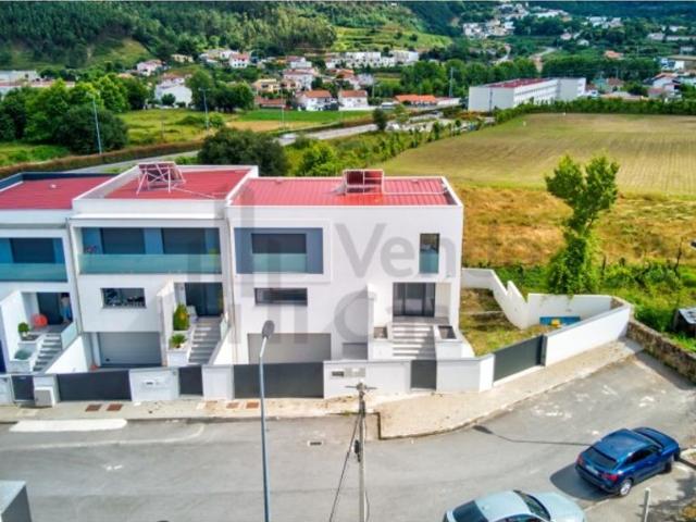 Casa venda em Este (São Pedro e São Mamede), Braga